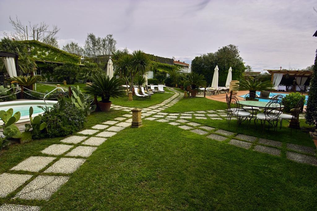 Hotel Atlantic Marina Di Carrara Exterior photo